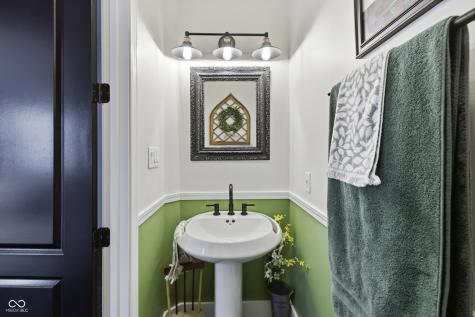 599 Tradewind Brownsburg IN 46112