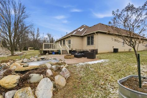 599 Tradewind Brownsburg IN 46112
