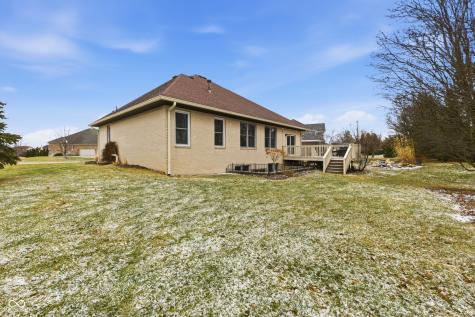 599 Tradewind Brownsburg IN 46112