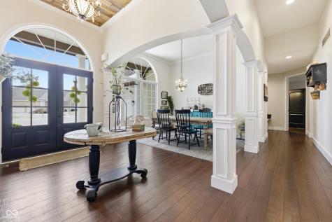 599 Tradewind Brownsburg IN 46112