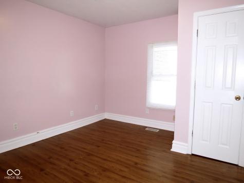 1215 Iowa Street Columbus IN 47201