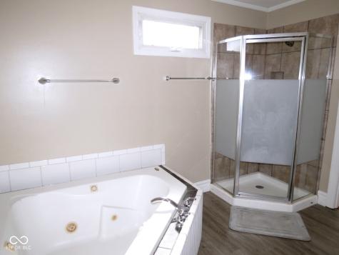 1215 Iowa Street Columbus IN 47201