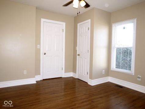 1215 Iowa Street Columbus IN 47201