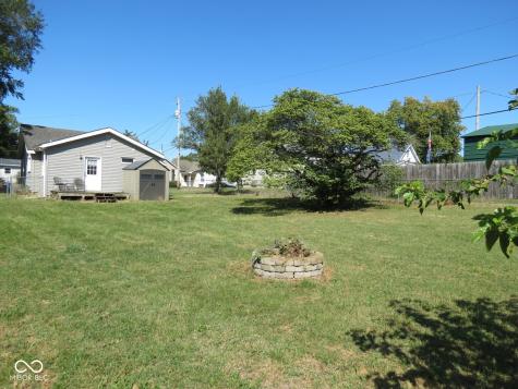 1215 Iowa Street Columbus IN 47201