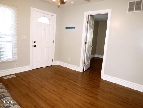 1215 Iowa Street Columbus IN 47201