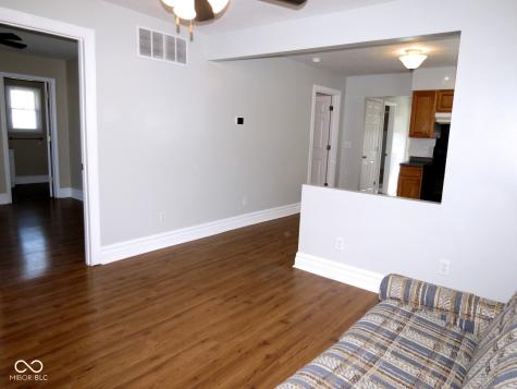 1215 Iowa Street Columbus IN 47201