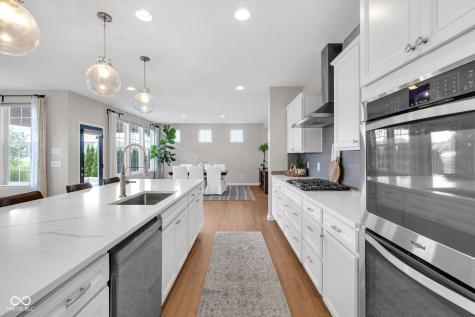 6137 Hardwick Drive Whitestown IN 46075