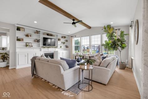 6137 Hardwick Drive Whitestown IN 46075