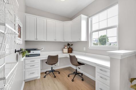 6137 Hardwick Drive Whitestown IN 46075