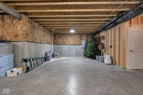 6137 Hardwick Drive Whitestown IN 46075