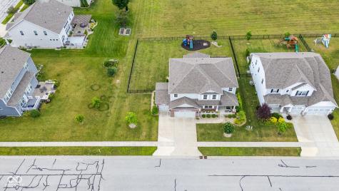 6137 Hardwick Drive Whitestown IN 46075