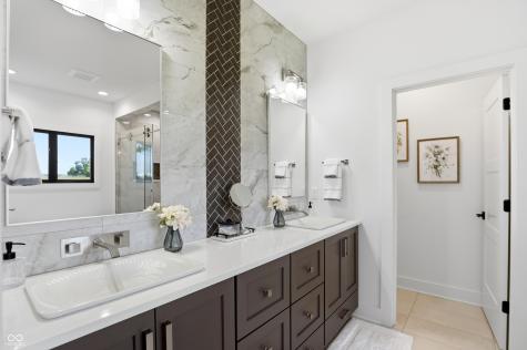 3874 Chapel Hill Court Bargersville IN 46106