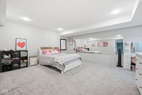 17337 Wetherington Drive Westfield IN 46074