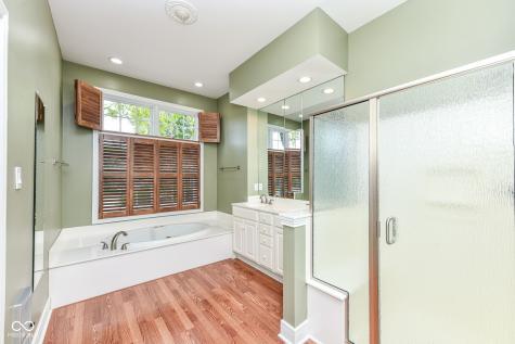 11483 Lake Stonebridge Lane Fishers IN 46037