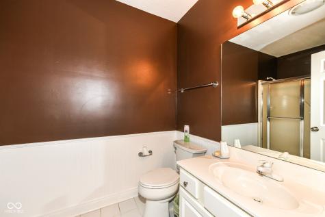 11483 Lake Stonebridge Lane Fishers IN 46037