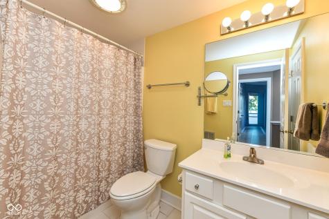 11483 Lake Stonebridge Lane Fishers IN 46037
