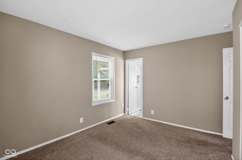 8434 E 36th Place Indianapolis IN 46226
