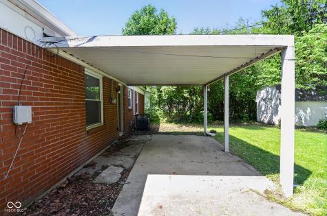 8434 E 36th Place Indianapolis IN 46226