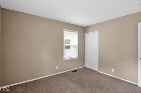 8434 E 36th Place Indianapolis IN 46226