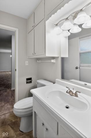 8434 E 36th Place Indianapolis IN 46226