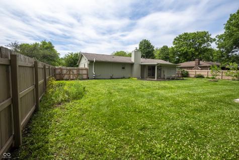 4913 N Riverside Drive Columbus IN 47203