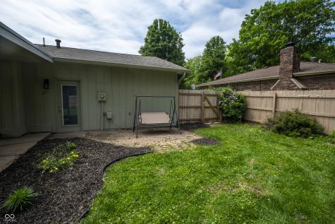 4913 N Riverside Drive Columbus IN 47203
