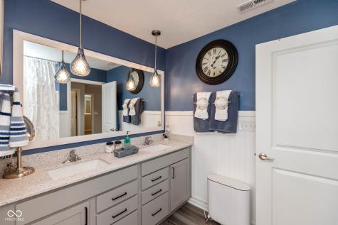 910 Borealis Drive Franklin IN 46131