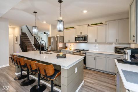 910 Borealis Drive Franklin IN 46131