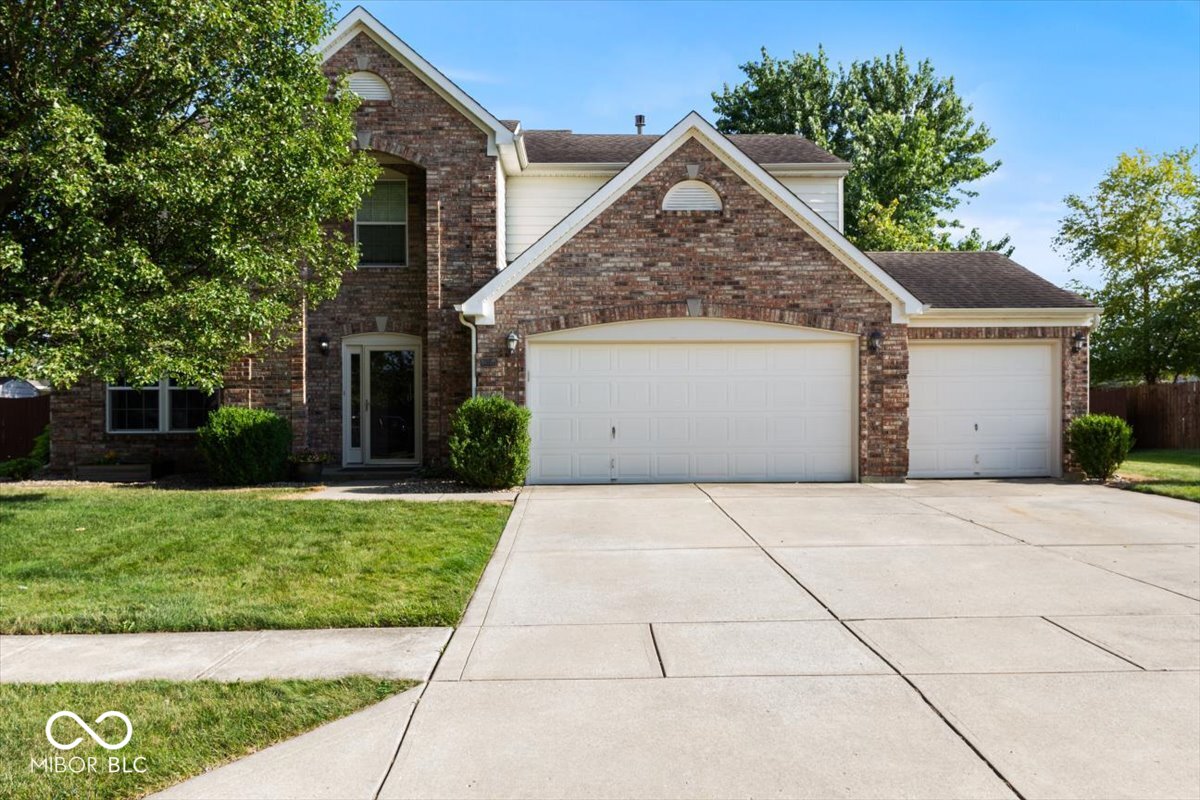 1325 Valleygrass Drive Brownsburg IN 46112