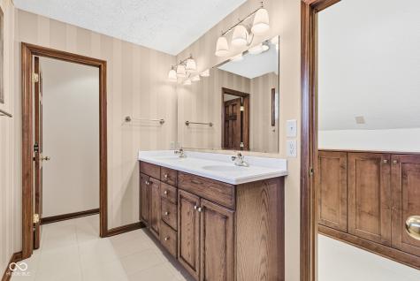 3240 Smokey Ridge Court Carmel IN 46033