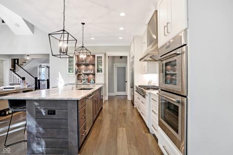 10725 Holliday Farms Boulevard Zionsville IN 46077