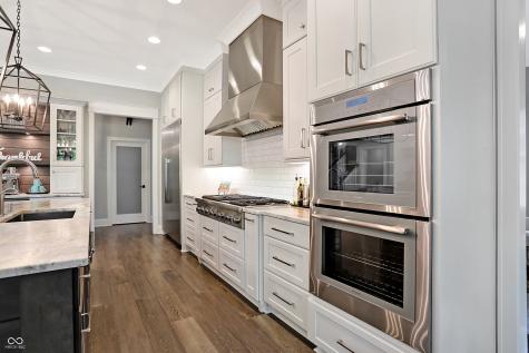 10725 Holliday Farms Boulevard Zionsville IN 46077