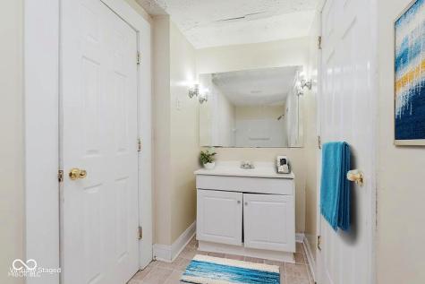 415 W 39th Street Indianapolis IN 46208