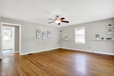 5529 Primrose Avenue Indianapolis IN 46220