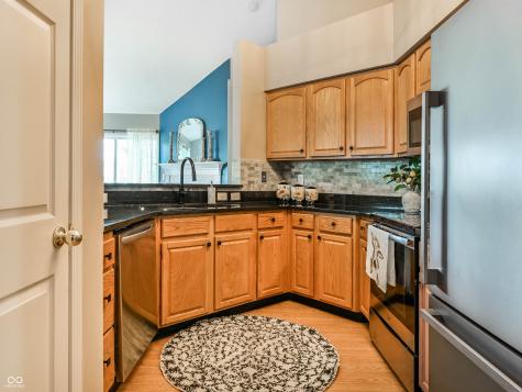 7332 Sycamore Run Drive Indianapolis IN 46237