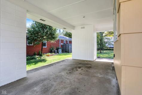 2707 E 57th Street Indianapolis IN 46220