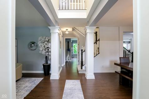 5723 Peaking Fox Drive Indianapolis IN 46237
