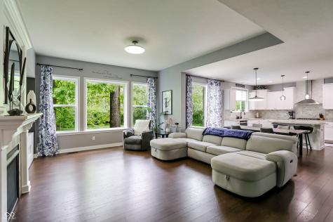 5723 Peaking Fox Drive Indianapolis IN 46237