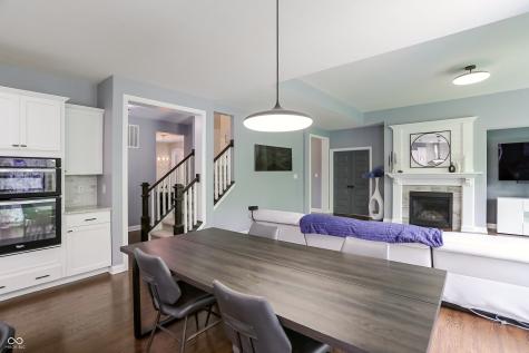 5723 Peaking Fox Drive Indianapolis IN 46237