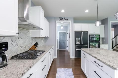 5723 Peaking Fox Drive Indianapolis IN 46237