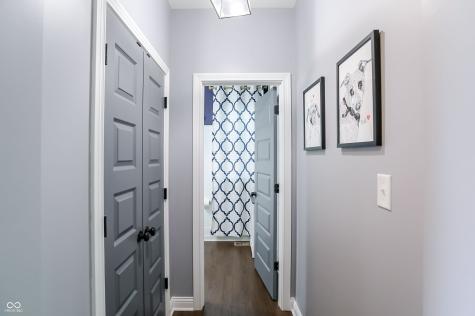 5723 Peaking Fox Drive Indianapolis IN 46237