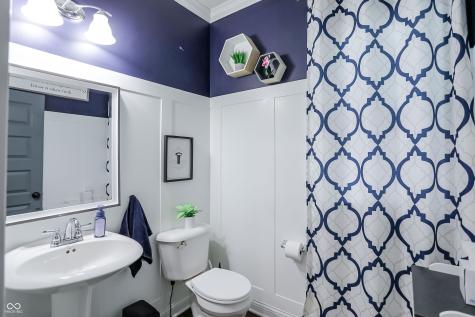 5723 Peaking Fox Drive Indianapolis IN 46237