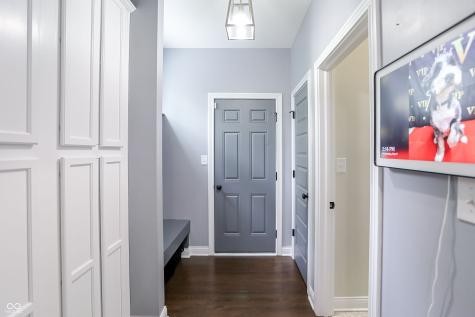 5723 Peaking Fox Drive Indianapolis IN 46237