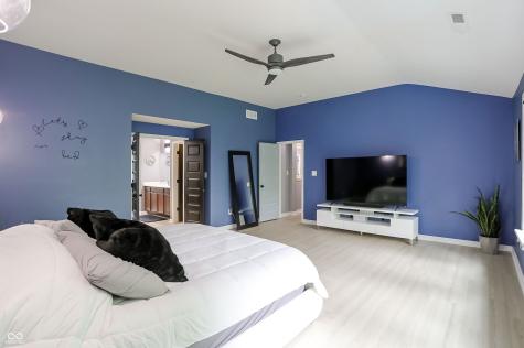 5723 Peaking Fox Drive Indianapolis IN 46237