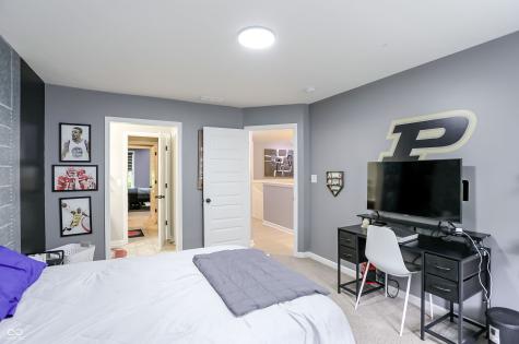 5723 Peaking Fox Drive Indianapolis IN 46237