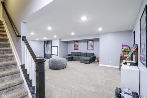 5723 Peaking Fox Drive Indianapolis IN 46237
