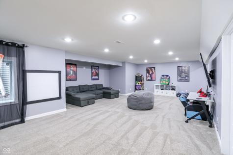 5723 Peaking Fox Drive Indianapolis IN 46237