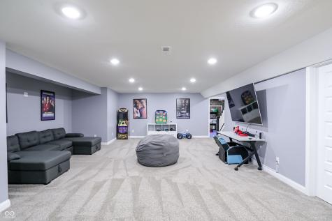 5723 Peaking Fox Drive Indianapolis IN 46237