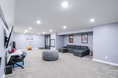 5723 Peaking Fox Drive Indianapolis IN 46237