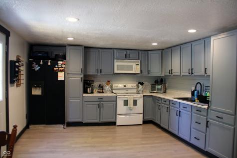 8520 E 281st Street Arcadia IN 46030